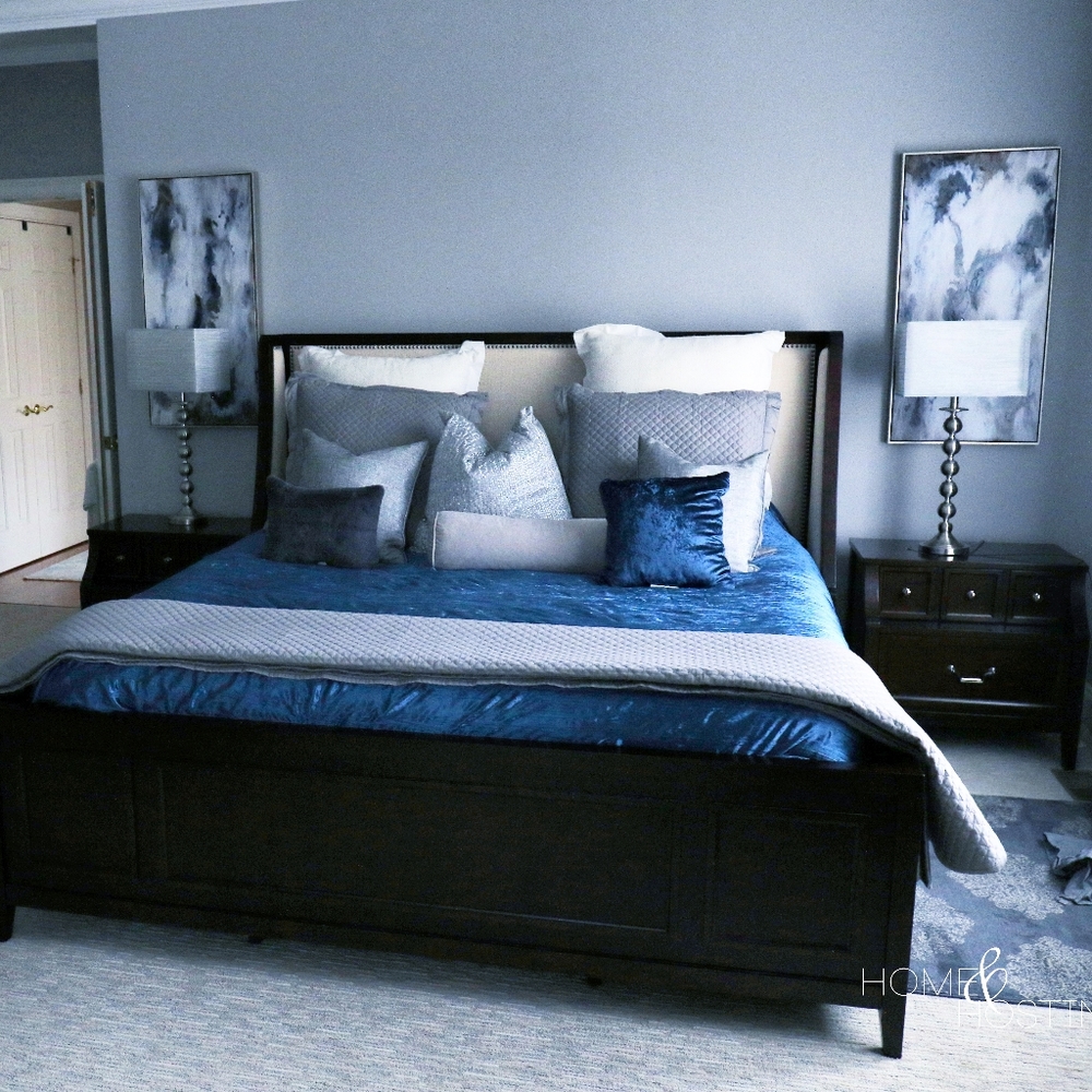 Crushed velvet navy blue comforter